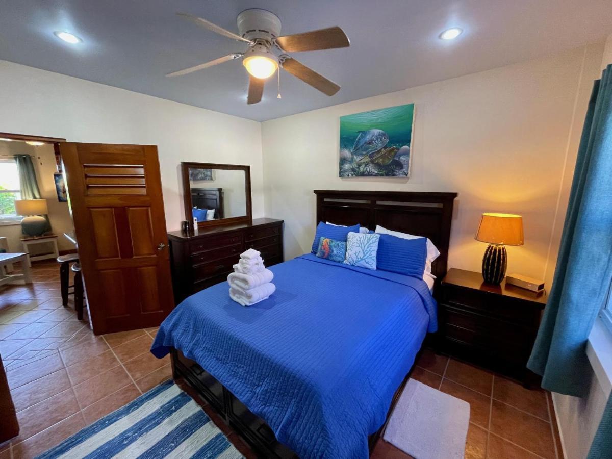Pura Vida Inn Caye Caulker Exterior photo